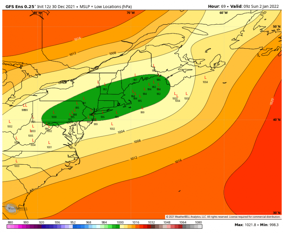 gfs-ensemble-all-avg-nwatl-mslp_with_low_locs-1114000 (1).png