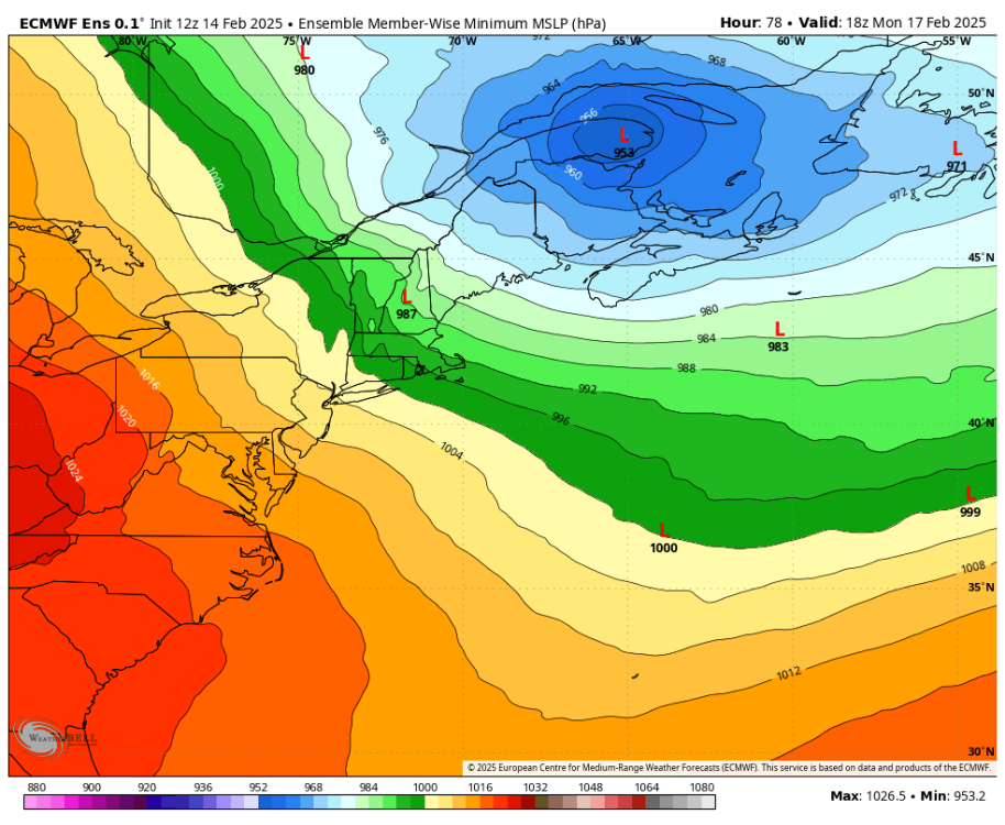 ecmwf-ensemble-avg-nwatl-mslp_ens_min-9815200.png