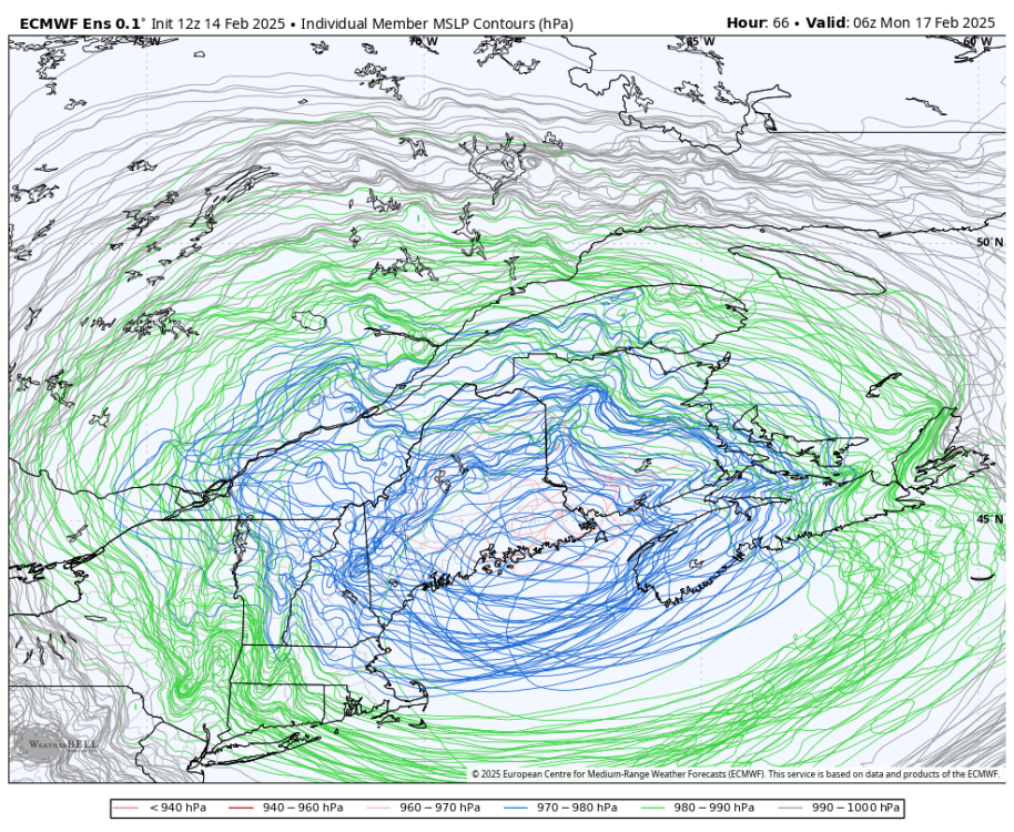 ecmwf-ensemble-avg-stlawrence-mslp_member_contours-9772000.png